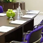 Court & Leisure Centre 4*