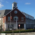 Hotel Court & Leisure Centre