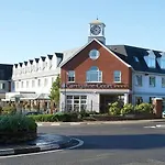 Hotel Court & Leisure Centre