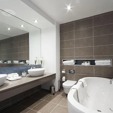 卡里加林科特酒店及休闲中心 4* 卡里格莱恩