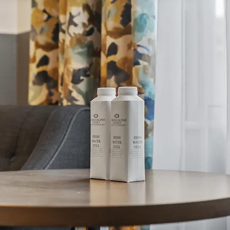 Hotell Court & Leisure Centre