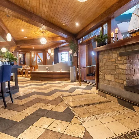 卡里加林科特酒店及休闲中心 酒店