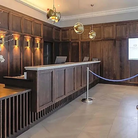 Hotel Court & Leisure Centre