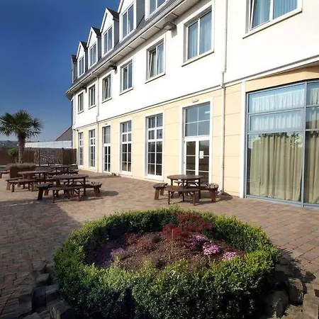 Court & Leisure Centre Hotel Carrigaline