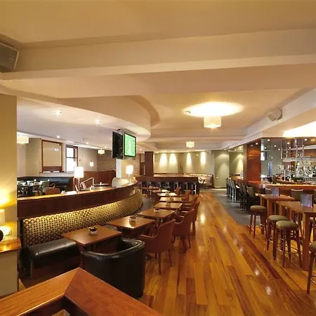 Court & Leisure Centre Carrigaline