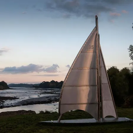 卡里加林科特酒店及休闲中心 4*