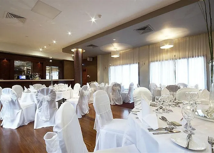 Hotel Court Hotel&leisure Centre