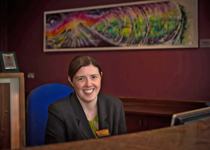 Court & Leisure Centre 4*