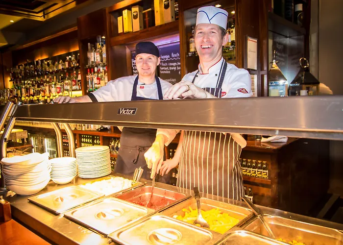 Court & Leisure Centre