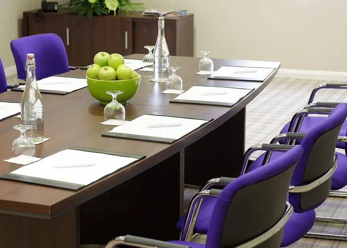 Court Hotel&leisure Centre 4*