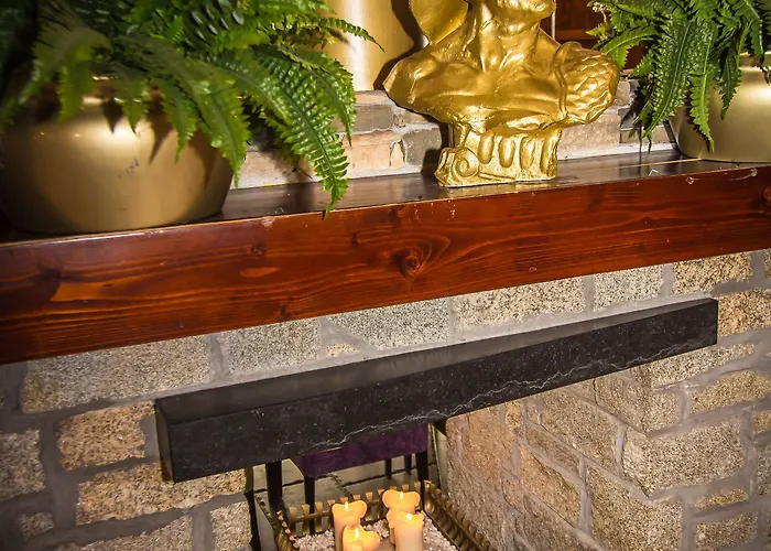 Hotel Court Hotel&leisure Centre