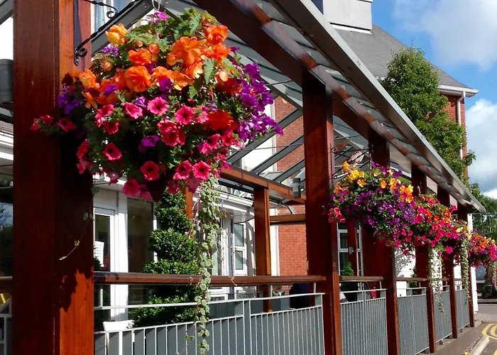 Court Hotel&leisure Centre 4*