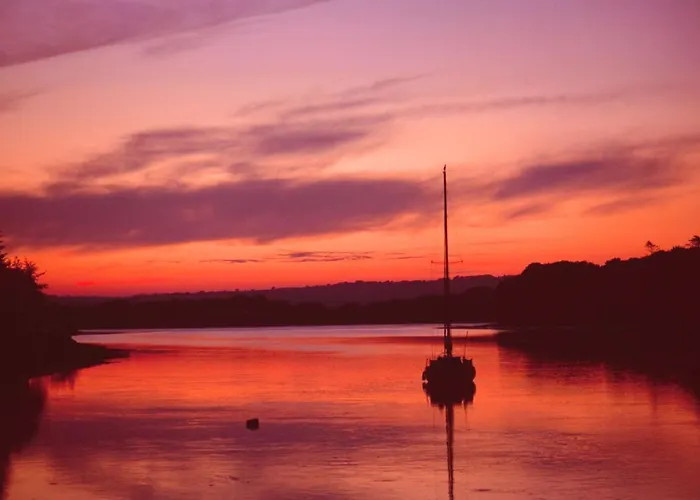 Court & Leisure Centre