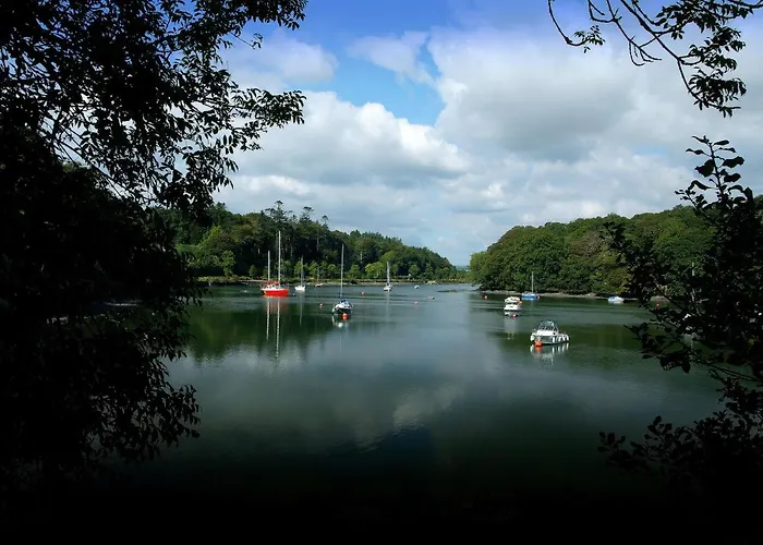 Court Hotel&leisure Centre Hotel 4*